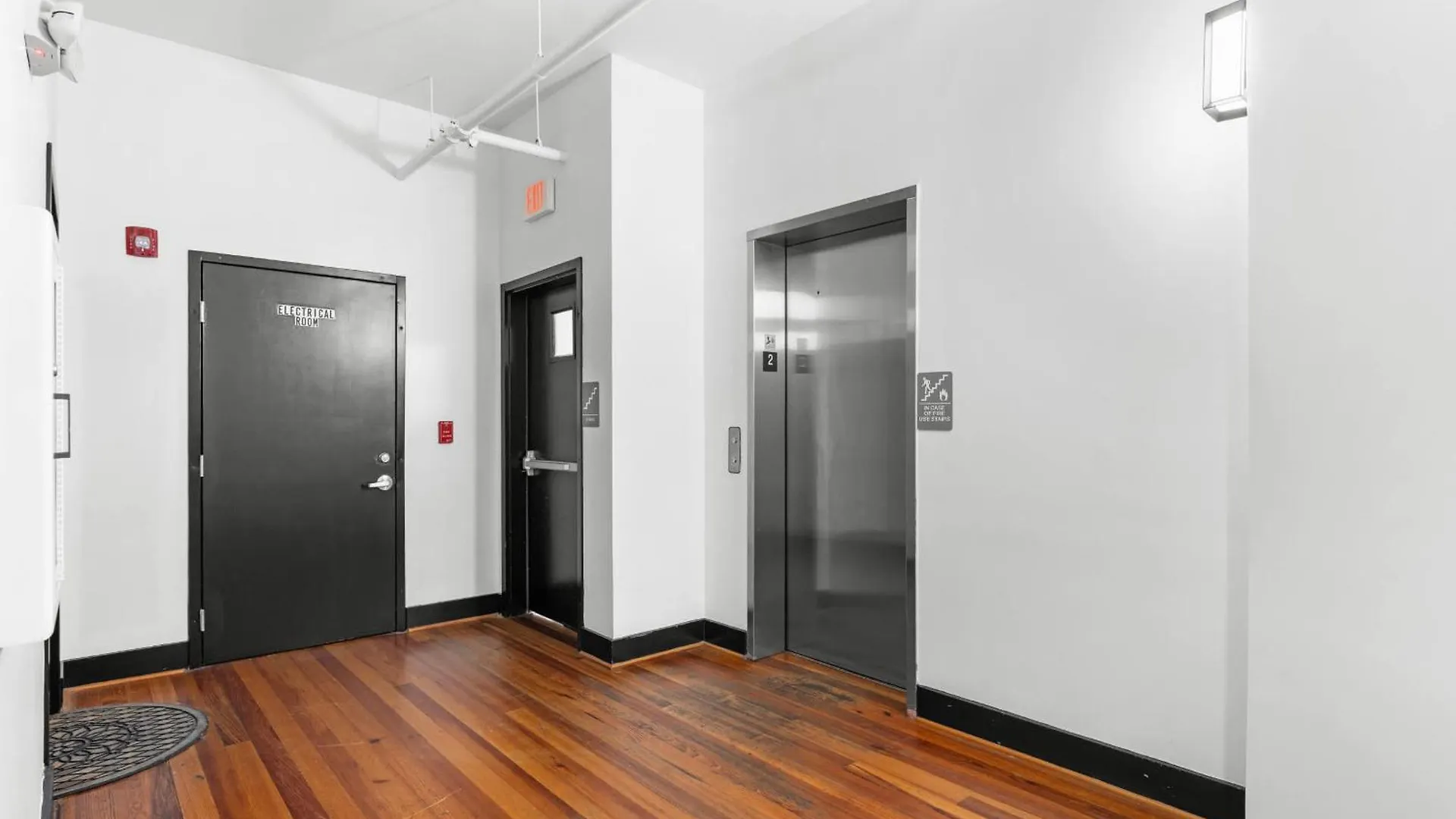 Downtown Loft- Steps Away From Plant Riverside! Savannah 0*,  États-Unis