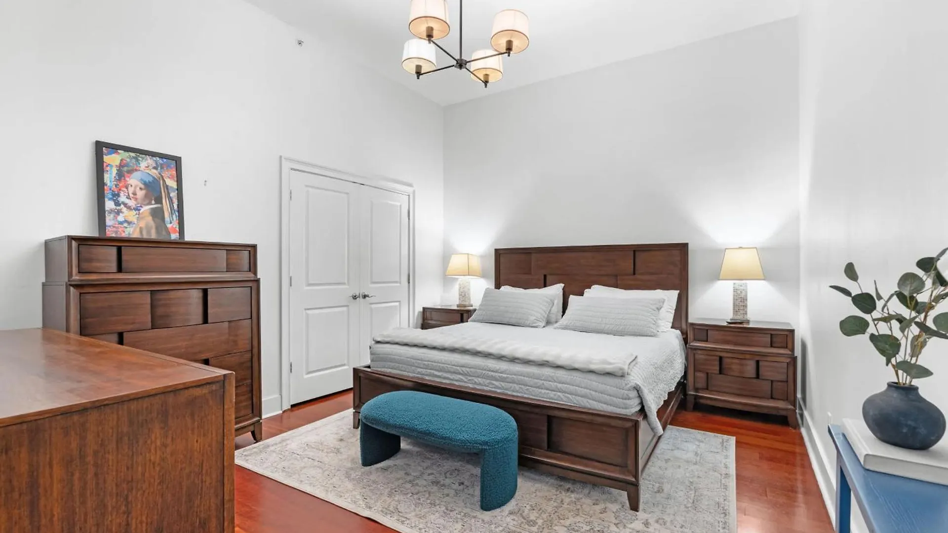 Downtown Loft- Steps Away From Plant Riverside! Savannah 0*,  États-Unis